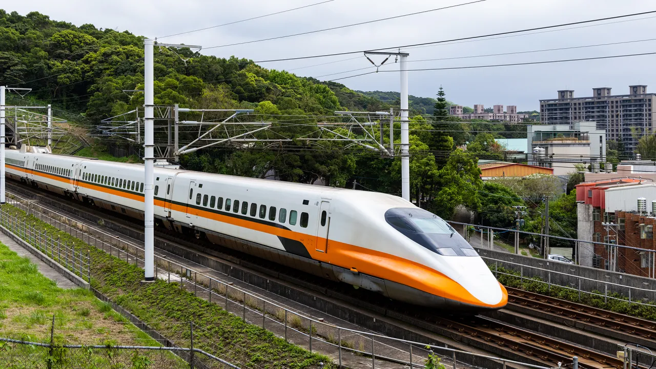台灣高速鐵路股份有限公司 | 昌緯能源科技