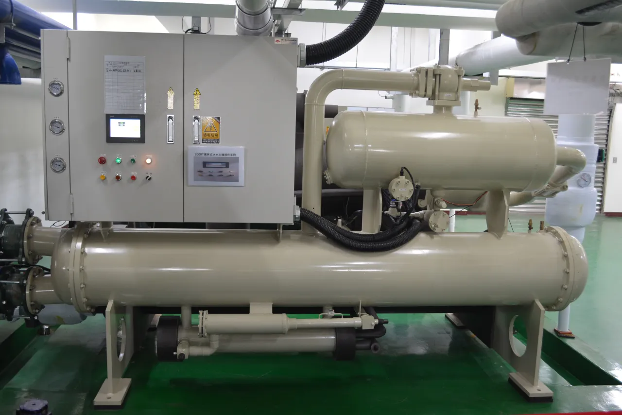 【空調專業知識】摩天大樓的冷氣不靠冷媒傳遞：冰水系統 (Chilled Water System) | 昌緯能源科技